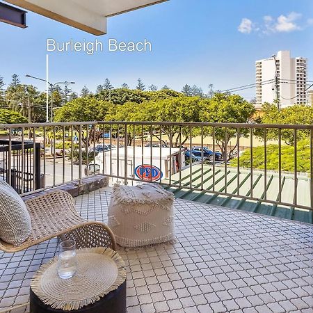 Apartamento Beachside Bliss Your Ideal Coastal Hideaway Gold Coast Exterior foto