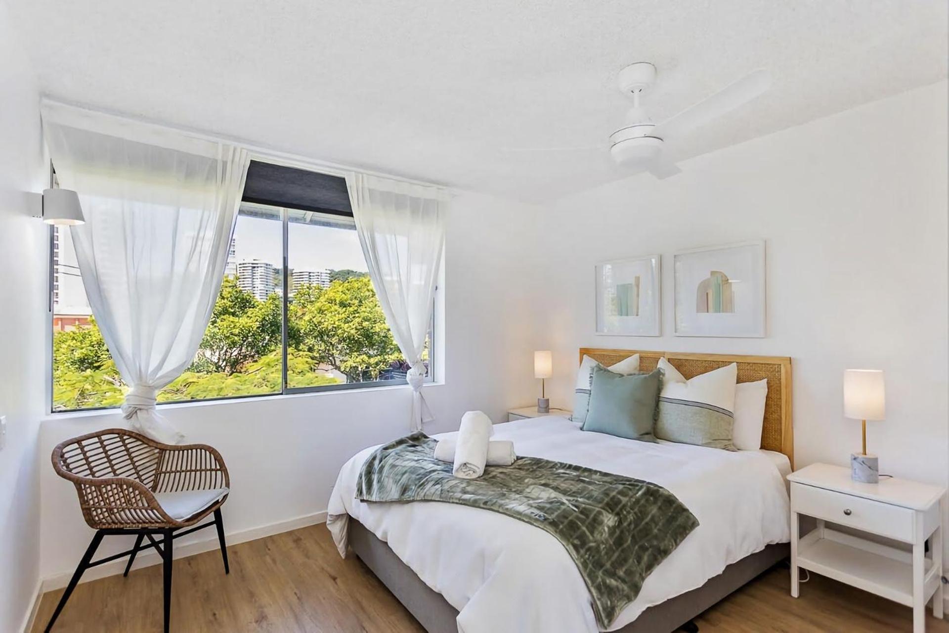 Apartamento Beachside Bliss Your Ideal Coastal Hideaway Gold Coast Exterior foto