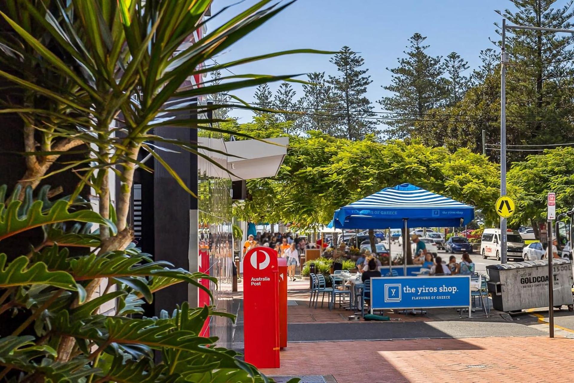 Apartamento Beachside Bliss Your Ideal Coastal Hideaway Gold Coast Exterior foto